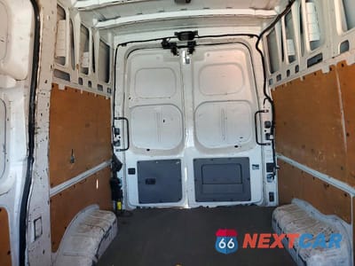 Zdjęcie 10 z 13 samochodu: 2015 NISSAN NV 2500 HD SV VIN:1N6BF0LX7FN805437 - miniatura