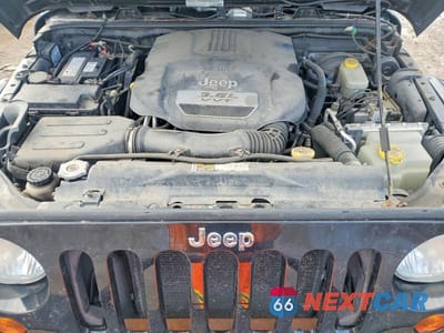 Zdjęcie 11 z 12 samochodu: 2013 JEEP WRANGLER UNLIMITED SPORT VIN:1C4BJWDG0DL590771 - miniatura