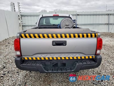 Zdjęcie 6 z 11 samochodu: 2018 TOYOTA TACOMA SR VIN:5TFRX5GN8JX127461 - miniatura