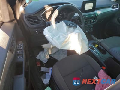 Zdjęcie 8 z 13 samochodu: 2022 FORD ESCAPE SE VIN:1FMCU9G61NUB48637 - miniatura