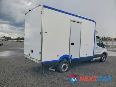 Trzecie zdjęcie samochodu z tyłu: 2023 FORD TRANSIT T-350 VIN:1FDBW5ZG2PKA23603 - miniatura