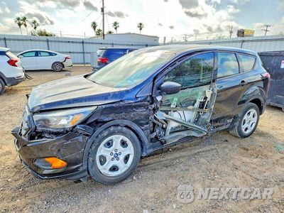 2018 FORD ESCAPE S 1FMCU0F7XJUD04013 - główne zdjęcie licytacji z USA - miniatura