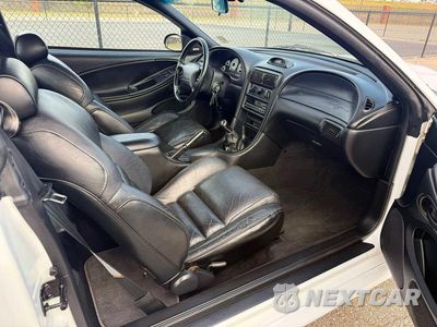 Piąte zdjęcie samochodu w środku: 1997 FORD MUSTANG COBRA VIN:1FALP47V5VF111087 - miniatura
