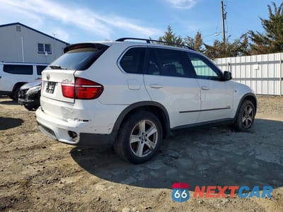 Trzecie zdjęcie samochodu z tyłu: 2013 BMW X5 XDRIVE35D VIN:5UXZW0C53D0B95158 - miniatura