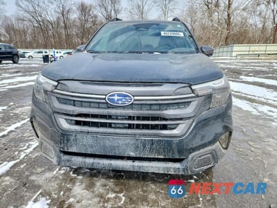 Piąte zdjęcie samochodu w środku: 2025 SUBARU FORESTER PREMIUM VIN:JF2SLDDC6SH488257 - miniatura