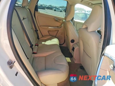 Zdjęcie 11 z 12 samochodu: 2015 VOLVO XC60 T6 PREMIER VIN:YV4902RB3F2620889 - miniatura