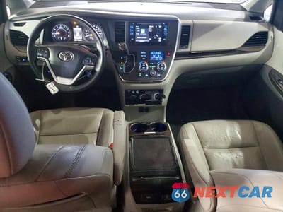 Zdjęcie 8 z 13 samochodu: 2015 TOYOTA SIENNA XLE PREMIUM 8-PASSENGER VIN:5TDYK3DC4FS601310 - miniatura