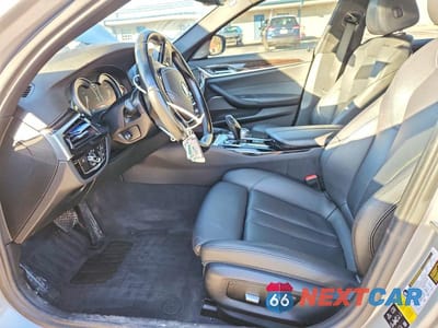 Zdjęcie 7 z 11 samochodu: 2017 BMW 530 XI VIN:WBAJA7C30HG905998 - miniatura