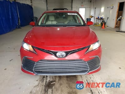 Piąte zdjęcie samochodu w środku: 2023 TOYOTA CAMRY LE VIN:4T1R11AK3PU157742 - miniatura