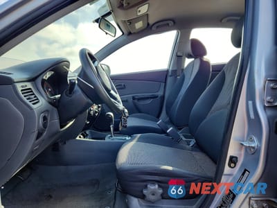 Zdjęcie 7 z 12 samochodu: 2011 KIA RIO LX VIN:KNADH4A38B6864690 - miniatura