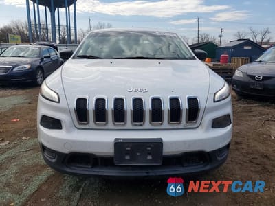 Piąte zdjęcie samochodu w środku: 2014 JEEP CHEROKEE SPORT VIN:1C4PJLAB6EW123545 - miniatura