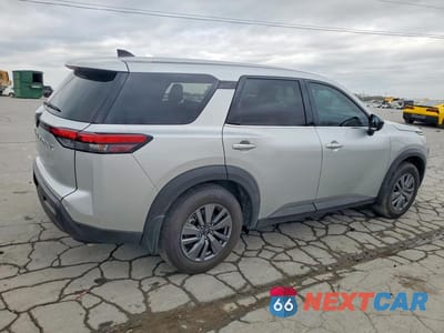 Trzecie zdjęcie samochodu z tyłu: 2025 NISSAN PATHFINDER S VIN:5N1DR3AA4SC312996 - miniatura