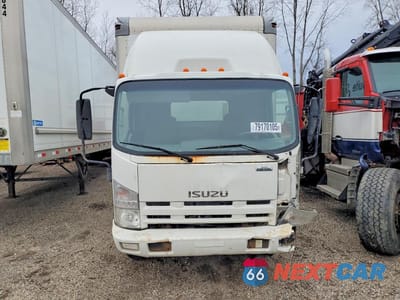 Piąte zdjęcie samochodu w środku: 2014 ISUZU NPR DELIVERY TRUCK VIN:JALB4W171E7400660 - miniatura