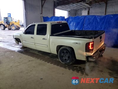 Drugie zdjęcie samochodu z przodu: 2011 CHEVROLET SILVERADO K1500 LTZ VIN:3GCPKTE34BG338187 - miniatura