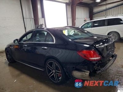 Drugie zdjęcie samochodu z przodu: 2019 MERCEDES-BENZ E 63 AMG-S 4MATIC VIN:WDDZF8KB8KA503572 - miniatura