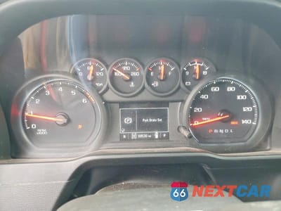 Zdjęcie 9 z 11 samochodu: 2021 CHEVROLET SILVERADO K1500 TRAIL BOSS CUSTOM VIN:1GCPYCEF5MZ395008 - miniatura