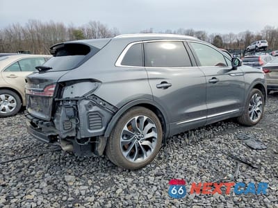 Trzecie zdjęcie samochodu z tyłu: 2022 LINCOLN NAUTILUS RESERVE VIN:2LMPJ8K94NBL25231 - miniatura