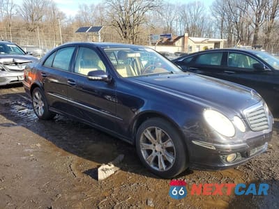 Czwarte zdjęcie samochodu z boku: 2009 MERCEDES-BENZ E 350 4MATIC VIN:WDBUF87X49B368814 - miniatura