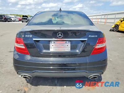 Zdjęcie 6 z 11 samochodu: 2013 MERCEDES-BENZ C 300 4MATIC VIN:WDDGF8AB1DR276349 - miniatura