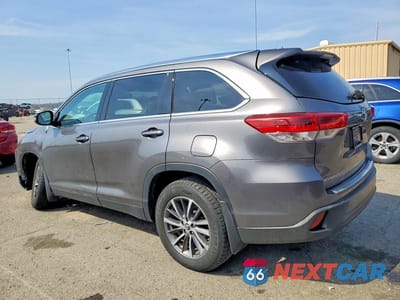Drugie zdjęcie samochodu z przodu: 2019 TOYOTA HIGHLANDER XLE VIN:5TDJZRFH7KS569228 - miniatura