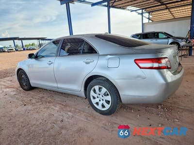 Drugie zdjęcie samochodu z przodu: 2011 TOYOTA CAMRY LE VIN:4T4BF3EK7BR185504 - miniatura