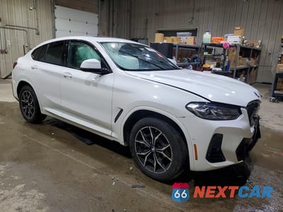 Czwarte zdjęcie samochodu z boku: 2024 BMW X4 XDRIVE30I VIN:5UX33DT02R9X52149 - miniatura