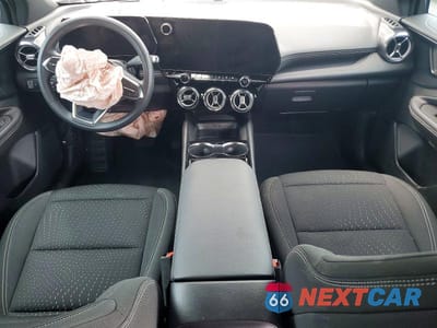 Zdjęcie 8 z 13 samochodu: 2025 CHEVROLET BLAZER LT VIN:3GNKDGRJ9SS128435 - miniatura