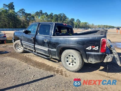 Drugie zdjęcie samochodu z przodu: 2006 CHEVROLET SILVERADO K1500 VIN:2GCEK13VX61257645 - miniatura