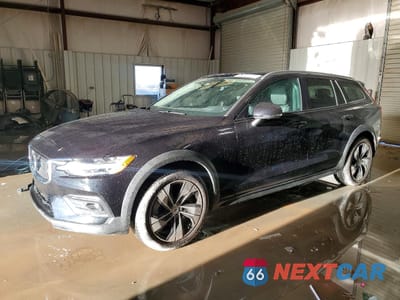 Główne zdjęcie samochodu: 2025 VOLVO V60 CROSS COUNTRY PLUS VIN:YV4L12WK9S2147338 - miniatura