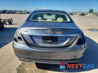 Zdjęcie 6 z 12 samochodu: 2018 MERCEDES-BENZ C 300 VIN:55SWF4JB1JU272395 - miniatura