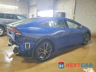 Trzecie zdjęcie samochodu z tyłu: 2024 TOYOTA PRIUS XLE VIN:JTDADABU9R3007765 - miniatura