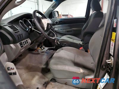 Zdjęcie 7 z 11 samochodu: 2011 TOYOTA TACOMA V6 VIN:5TFUU4EN1BX002433 - miniatura