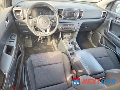 Zdjęcie 8 z 11 samochodu: 2018 KIA SPORTAGE LX VIN:KNDPMCAC3J7305501 - miniatura