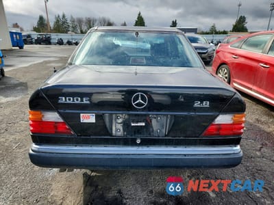 Zdjęcie 6 z 12 samochodu: 1993 MERCEDES-BENZ 300 E 2.8 VIN:WDBEA28E4PB858079 - miniatura