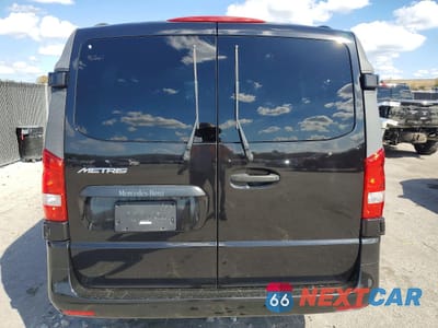 Zdjęcie 6 z 13 samochodu: 2019 MERCEDES-BENZ METRIS VIN:WD4PG2EE5K3516503 - miniatura