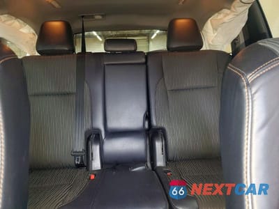 Zdjęcie 10 z 13 samochodu: 2018 TOYOTA HIGHLANDER LE PLUS VIN:5TDBZRFH2JS908688 - miniatura