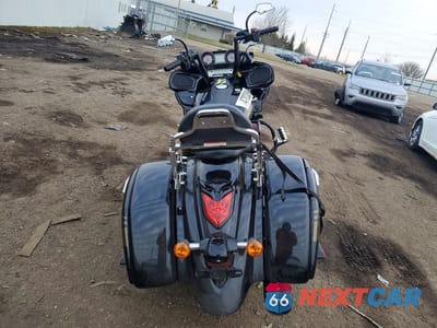 Czwarte zdjęcie samochodu z boku: 2019 KAWASAKI VN1700 K VIN:JKBVNRK12KA016270 - miniatura