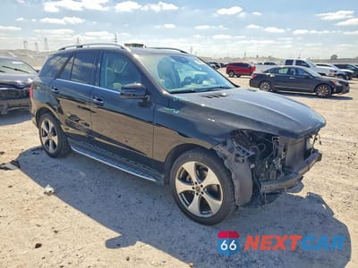 Czwarte zdjęcie samochodu z boku: 2018 MERCEDES-BENZ GLE 350 4MATIC VIN:4JGDA5HB4JB123500 - miniatura