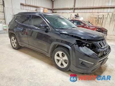 Czwarte zdjęcie samochodu z boku: 2017 JEEP COMPASS LATITUDE VIN:3C4NJCBB7HT658643 - miniatura