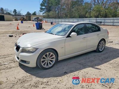 2011 BMW 328 I WBAPH7C51BE683434 - główne zdjęcie licytacji z USA - miniatura