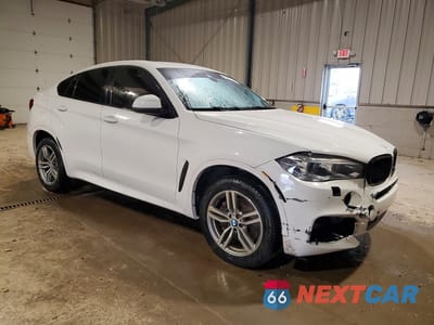 Czwarte zdjęcie samochodu z boku: 2015 BMW X6 XDRIVE50I VIN:5UXKU6C50F0F94333 - miniatura