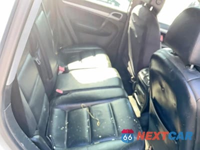 Zdjęcie 6 z 10 samochodu: 2004 PORSCHE CAYENNE S VIN:WP1AB29P44LA72803 - miniatura