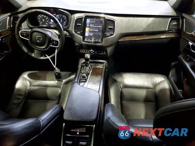 Zdjęcie 8 z 12 samochodu: 2018 VOLVO XC90 T6 VIN:YV4A22PK5J1327987 - miniatura