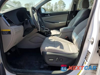 Zdjęcie 7 z 13 samochodu: 2017 HYUNDAI TUCSON SE VIN:KM8J33A43HU402688 - miniatura
