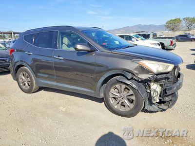 Czwarte zdjęcie samochodu z boku: 2014 HYUNDAI SANTA FE SPORT 2.4L VIN:5XYZU3LB9EG138180 - miniatura