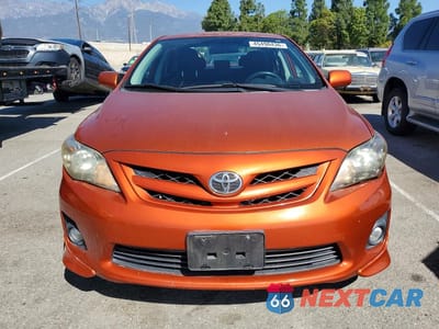 Piąte zdjęcie samochodu w środku: 2013 TOYOTA COROLLA S SPECIAL EDITION VIN:2T1BU4EE3DC068720 - miniatura