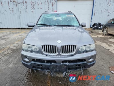Piąte zdjęcie samochodu w środku: 2004 BMW X5 4.4I VIN:5UXFB53594LV03103 - miniatura