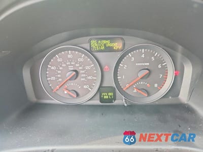 Zdjęcie 9 z 12 samochodu: 2010 VOLVO S40 2.4I VIN:YV1382MS5A2493025 - miniatura
