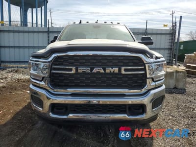 Piąte zdjęcie samochodu w środku: 2022 RAM 2500 BIG HORN VIN:3C6UR5DL4NG392421 - miniatura