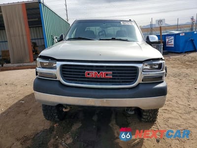 Piąte zdjęcie samochodu w środku: 2002 GMC SIERRA K2500 HEAVY DUTY VIN:1GTHK29U32E289010 - miniatura